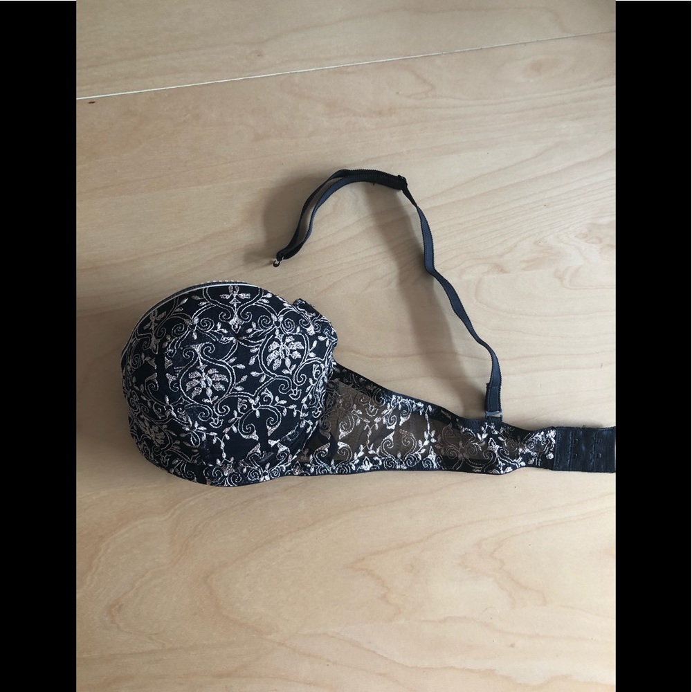 New woman lingerie bra and panty set - Picture 4 of 14